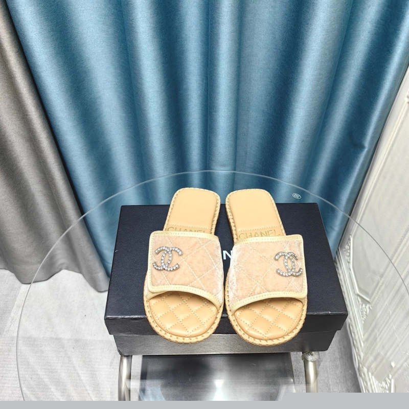 Ch*el slippers